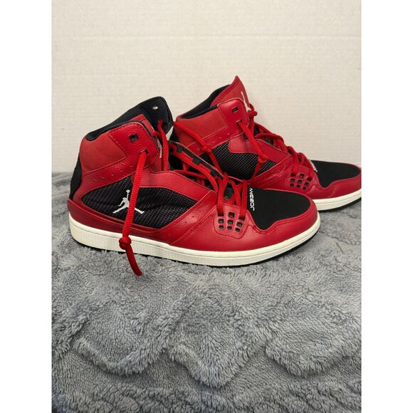 RARE 2012 Nike Jordan 1 Flight Gym High top Red 372704-602 Men's size 10.5 Vint - Picture 3 of 6